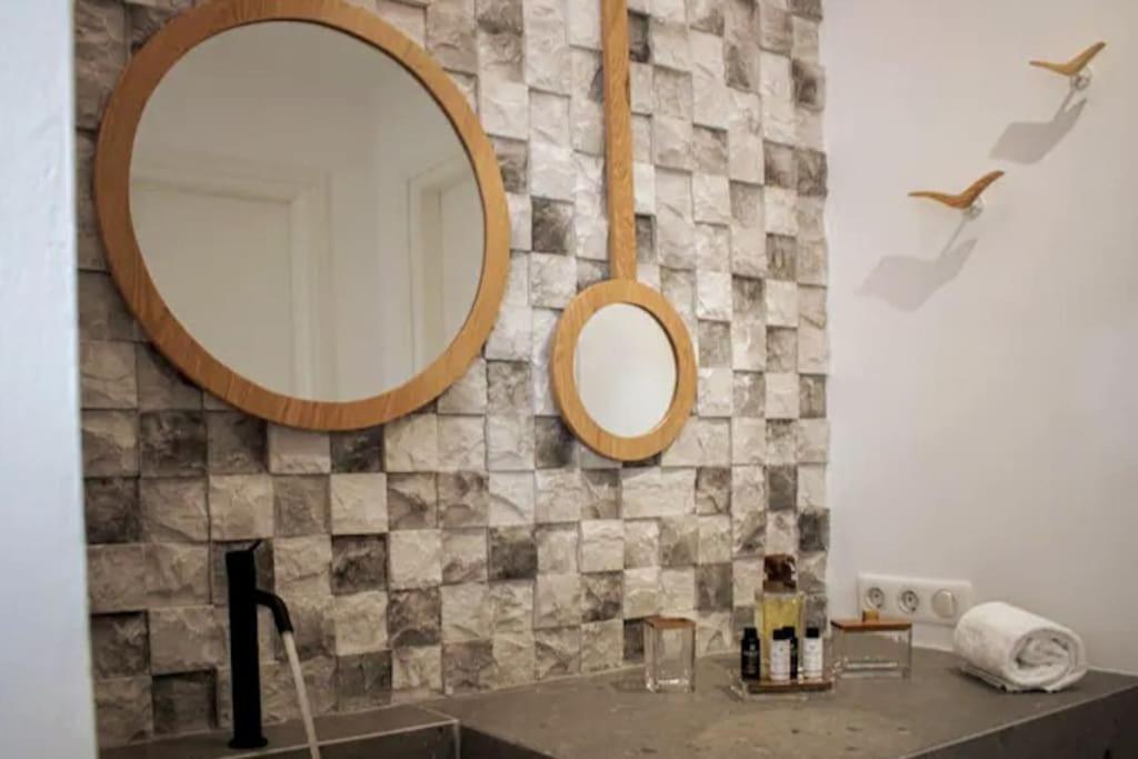 Aurora Apartment Pera Gyalos Ngoại thất bức ảnh