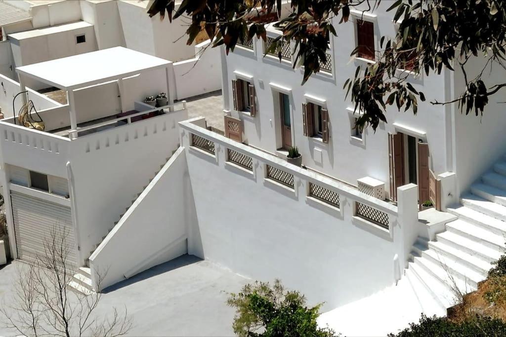 Aurora Apartment Pera Gyalos Ngoại thất bức ảnh